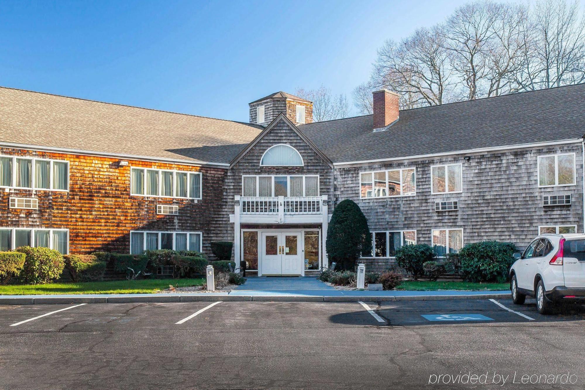 Econo Lodge Inn & Suites Groton Εξωτερικό φωτογραφία