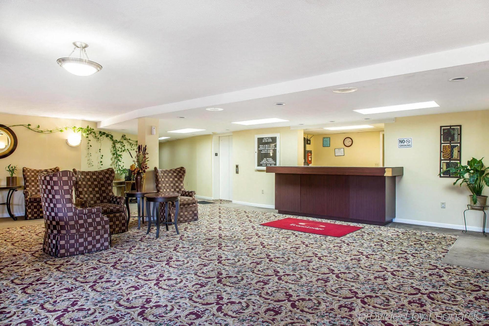 Econo Lodge Inn & Suites Groton Εξωτερικό φωτογραφία