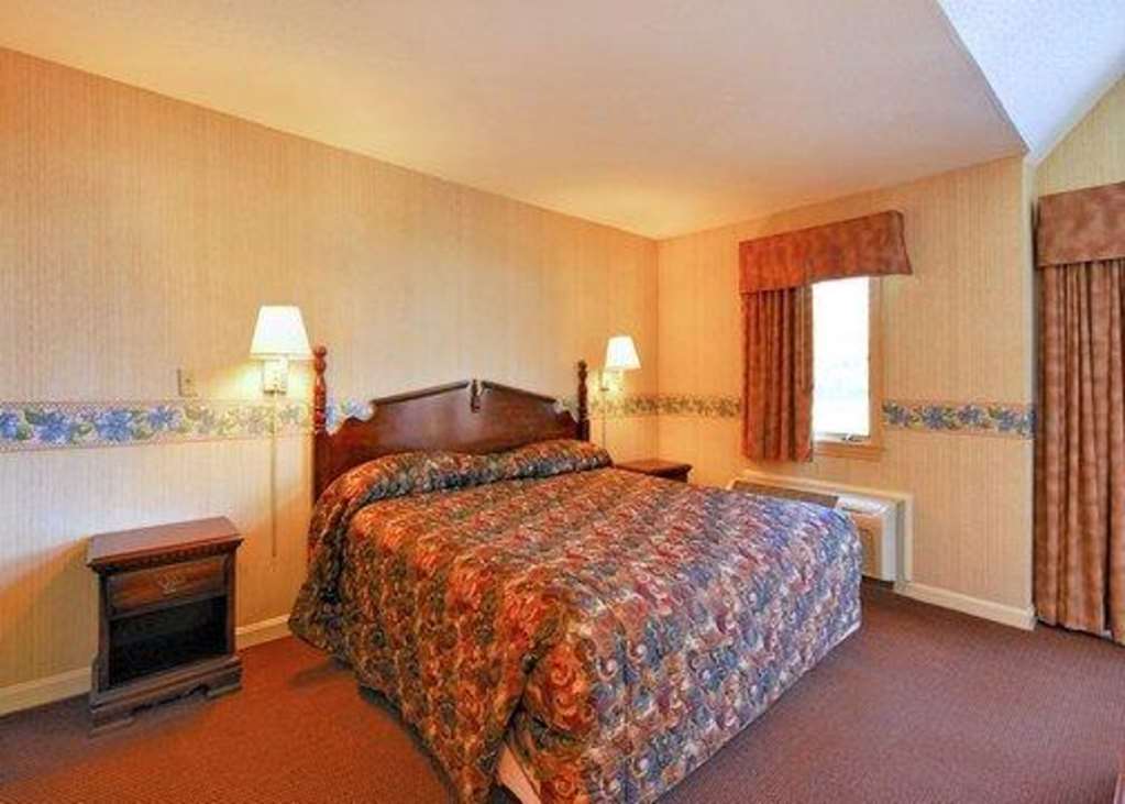 Econo Lodge Inn & Suites Groton Δωμάτιο φωτογραφία