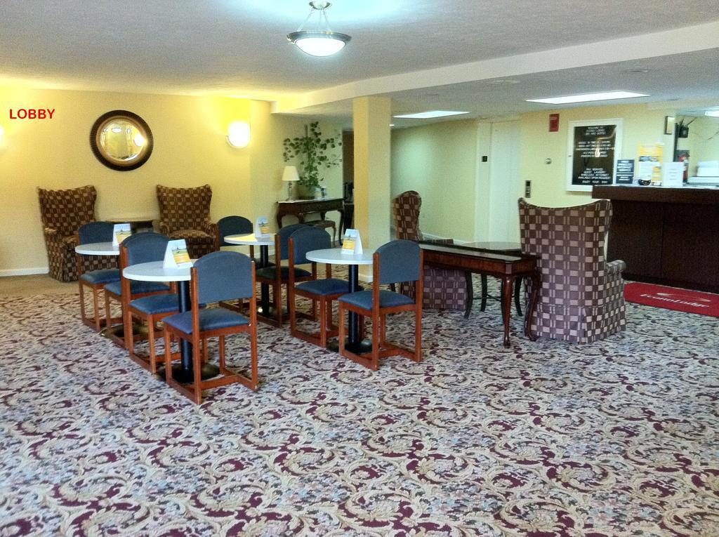Econo Lodge Inn & Suites Groton Εξωτερικό φωτογραφία